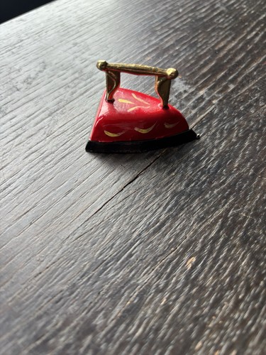 Miniature metal iron - miniature,