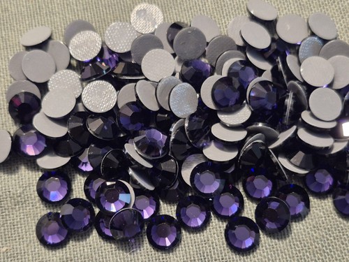 Pcs swarovski purple velvet - 72,