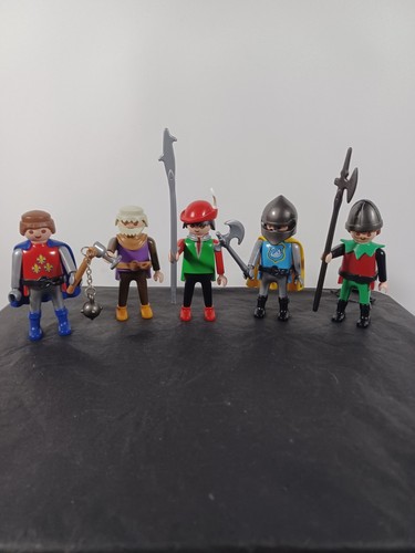 Playmobil knight figures - x, 5