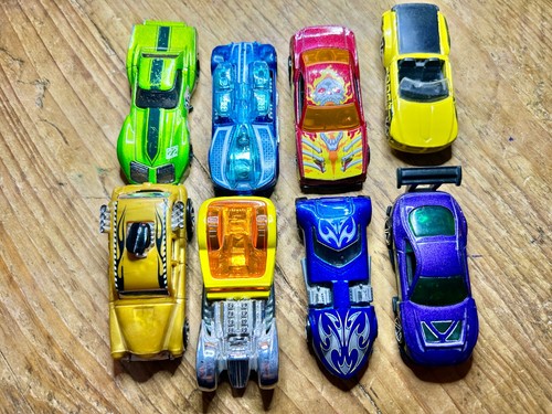 Old hot wheels - old,