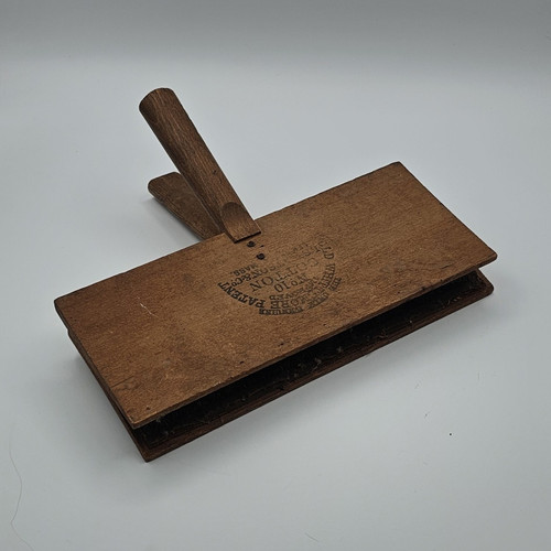Cotton flat hand carder - cotton,
