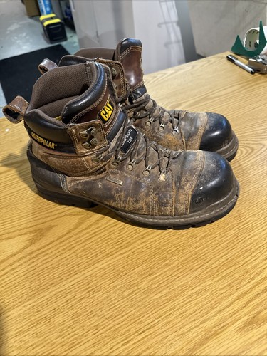 Trashed used worn caterpillar - used,
