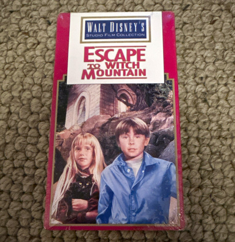 Walt disney home - disney, escape