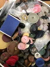 Vintage Buttons Job Lot Bundle in Vintage Tin Retro Mixed Materials Used