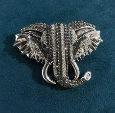 Elephant Brooch Sparkling