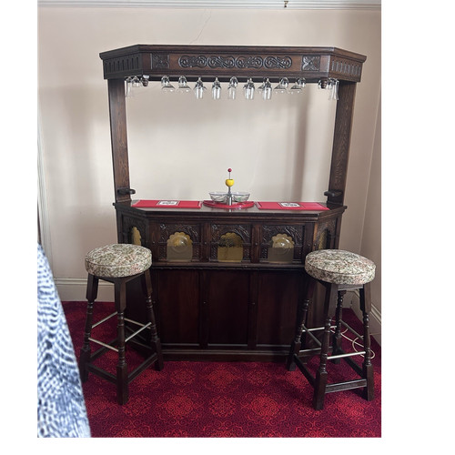Exquisite old charm tudor oak - exquisite,