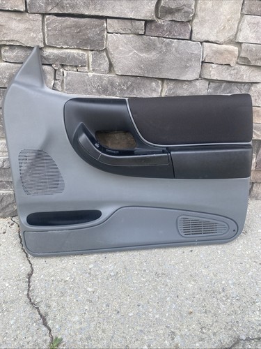 Grey front right - grey,