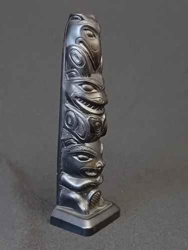 Black resin totem pole boma - resin,