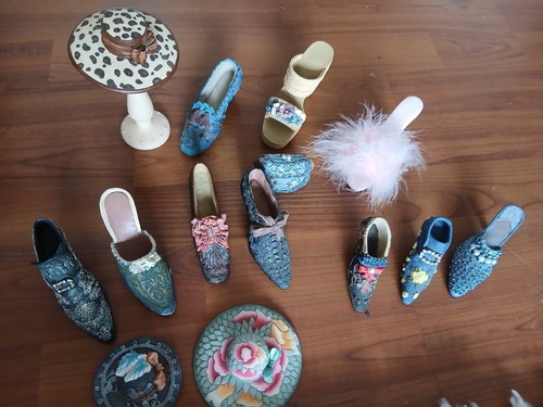 Ornamental miniature heeled - miniature,