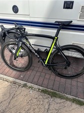 Pinarello Dogma F8 Carbon Road Bike 56cm Frame, Dura Ace, Zipp 404 Wheels