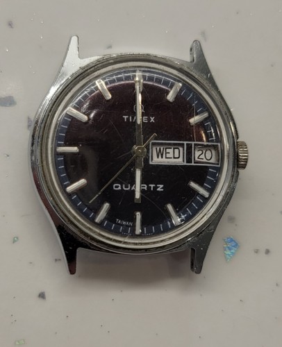 Vintage timex mens day date - q,