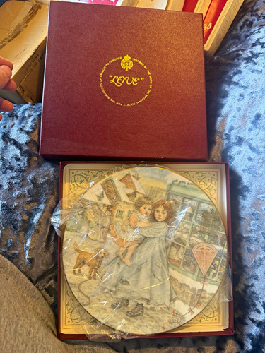 Royal worcester official nspcc - royal,