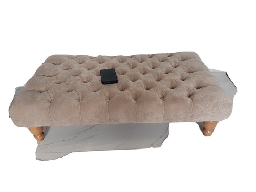 Chesterfield deep cushioned - chesterfield,