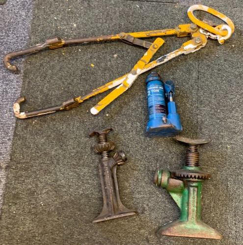 Used car jacks stands - , and