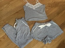 Abercrombie & Fitch Gray Cream Ribbed Pajamas Set Shorts,pants,Tank Size XS / S