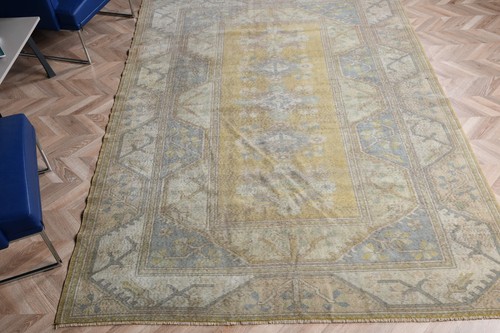 Vintage large rug 7x9 ft - vintage,