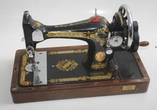 Vintage Singer 66K Hand Crank