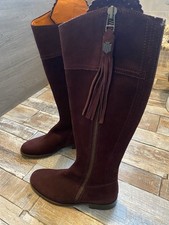 Fairfax and Favour Regina