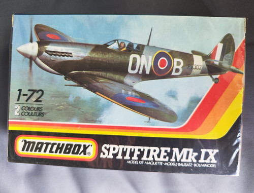 Vintage matchbox spitfire - matchbox, 1:72