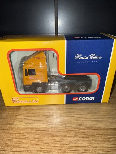 Corgi erf ecs - 1:50, tractor