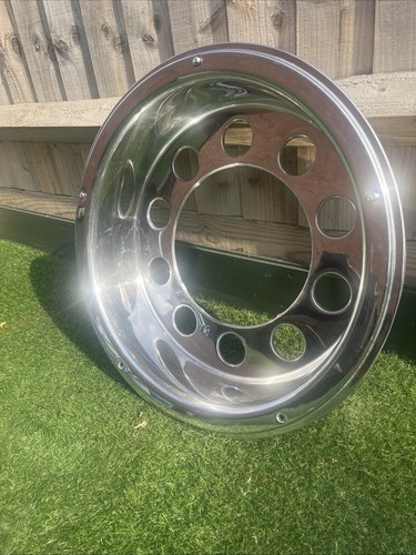 Lorry rear wheel - lorry,