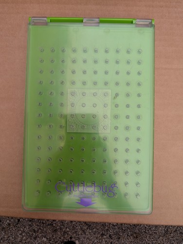 Cricut cuttlebug embossing - cuttlebug,