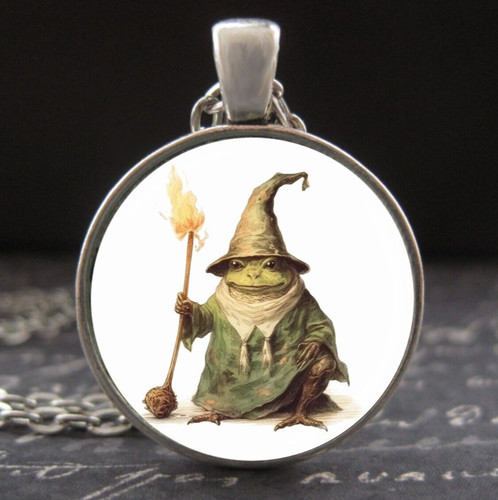 Toad wizard necklace halloween - toad,
