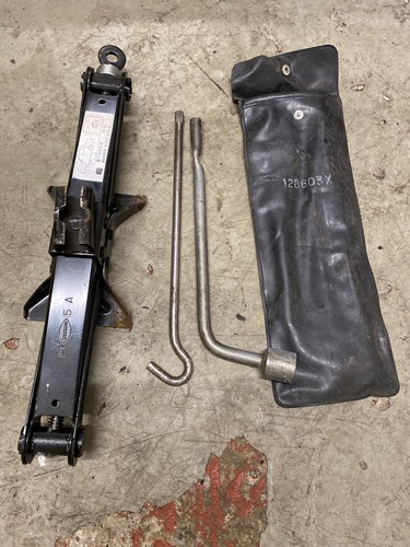 Mitsubishi fto jack wheel - mitsubishi,