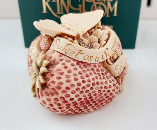 Harmony kingdom sweet a - sweet,