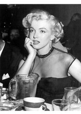 Marilyn Monroe With Her Hand