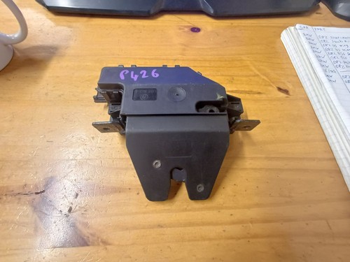 Bmw boot lock catch mechanism - bmw,