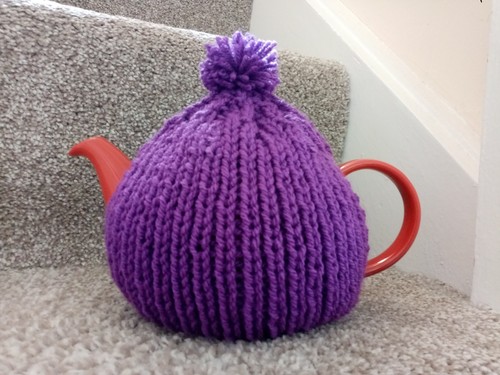 Hand knitted tea cosy - ,, fits