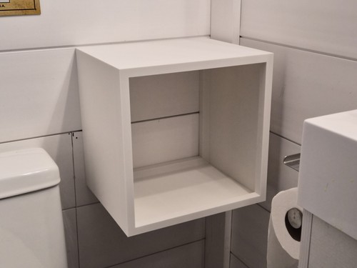 Large floating white - large,