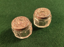 PRETTY PAIR OF 10-SIDED