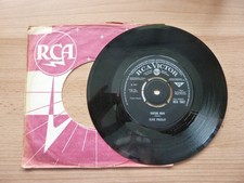 ELVIS PRESLEY - GUITAR MAN /