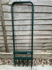 Lawn Aerator 5-Prong- By Gardener’s Mate