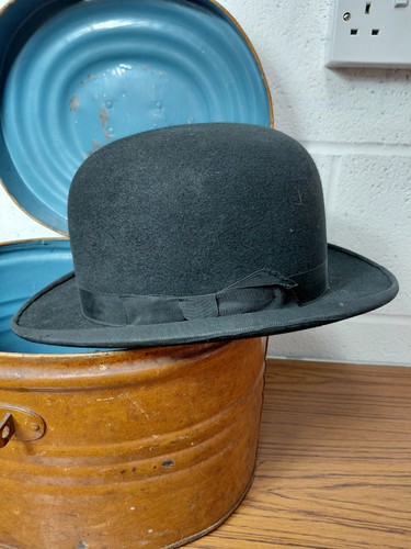 Vintage black bowler - black, hat