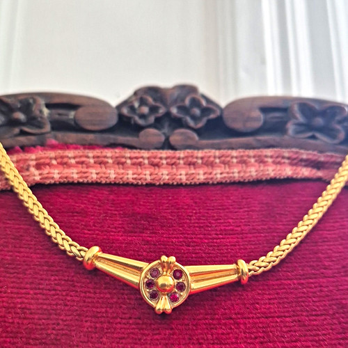 Exquisite 1970 carat - 1970, gold