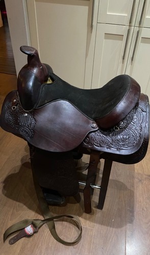 Circle western horse - western, saddle