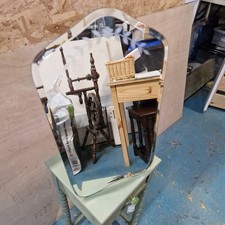 Bevelled Edge Etched Free