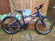 Wiggins Chartres 20 Inch