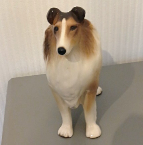 Glossy ceramic collie - glossy, collie-style