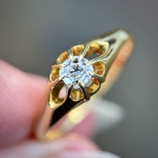 18ct Gold Antique Fully Hallmarked 0.30ct Old Cut Diamond gypsy Ring