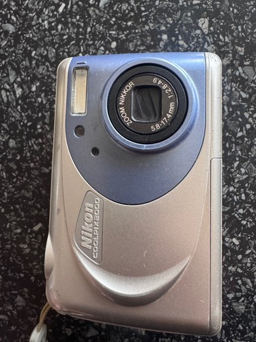 Nikon digital camera - nikon,