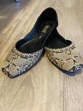 Womens Embroidered Fancy