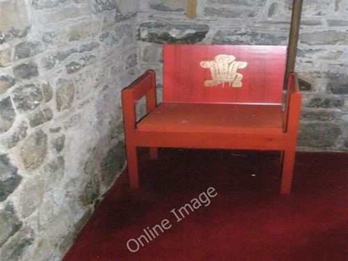 Photo 6x4 unusual chair within - 6x4,