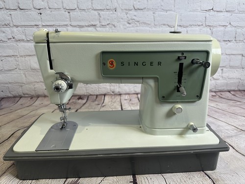 Vintage singer sewing machine - singer,