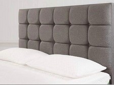 TEMPUR® Holdenby Buttoned