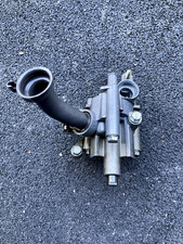 RVF 400 R NC35 Oil Pump