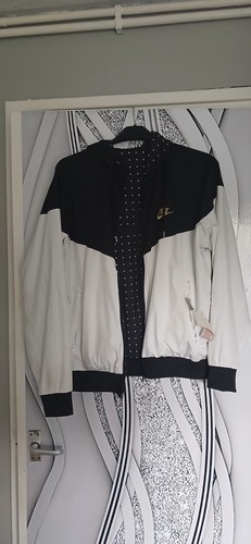 Nike reversible jacket size - reversible,